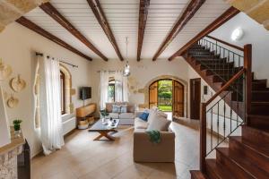 Villa Areti by Villa Plus