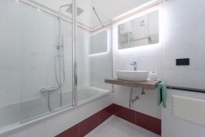 Smart Rooms Apartments img5