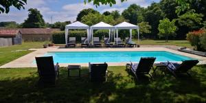 Fermes Cha16 - Nanteuil En Vallee - Touchbaudrand : photos des chambres