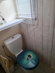 Chalets Chalet en bois climatise A 300 m de la plage Marina di Sorbo 6 personnes : photos des chambres