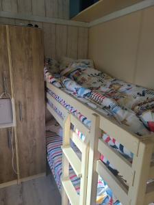 Chalets Chalet en bois climatise A 300 m de la plage Marina di Sorbo 6 personnes : photos des chambres