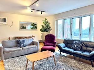 Spacious and Convinient near NYC Parking Available