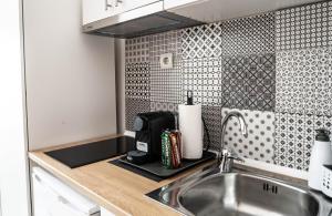 VPG Minimal Studios Traveller3