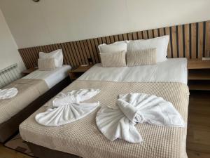 Triple Room room in Guest House Raffe
