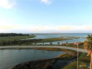 Beauty By The Bay K702