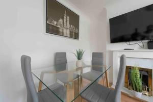 3 bed house in Strood Rochester