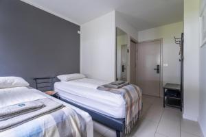 Triple Room room in Hotel Drangshlid