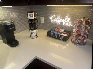 Downtown Houston Retreat with Free Parking