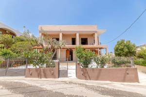 Lyria Hotel Apartments