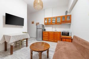 Lyria Hotel Apartments