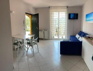 Charming panoramic villa in Diano Marina