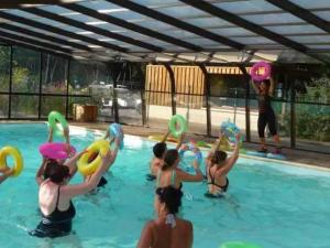 Campings Camping 4 etoiles - Piscine - eebe0d : photos des chambres