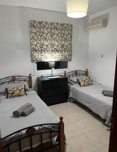 2 Bedroom Penthouse Apartment in Oroklini with Communal Pool