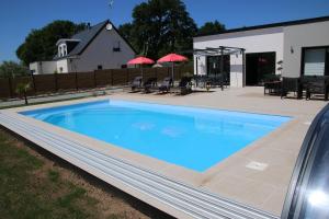 Superbe maison avec piscine privée - 3-star hotels in Bénodet