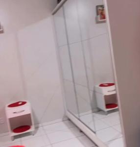 Apartamento Mobiliado bem localizado na Augusto Montenegro