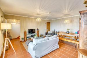 Casa da Rocha by Pleasantconcept