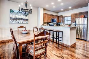 22 Highlands Townhomes