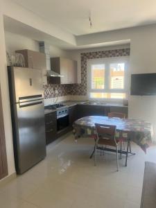 Triplex résidence tilel chott mariem