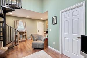 Suites On Chocolate - The Zoo