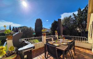 Maison familliale, vaste jardin proche mer et centre ville