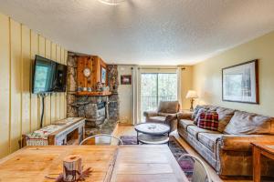 2 Mi to Winter Park Resort Mtn-View Haven!