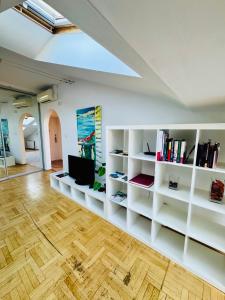 Luna Apartments