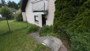 Cozy Garden Apartment near Train Station & Nature