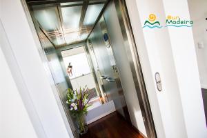 OurMadeira - Fonte do Mar 1, premium