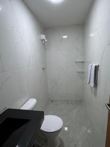 Casa 4 quartos, piscina privativa, 3 suíte geradeila smart tv ar-condicionado