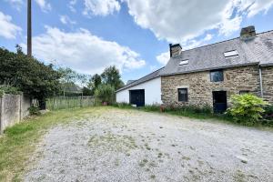 Villas Spacieuse maison bretonne Plage a 3 mi : Maison 1 Chambre