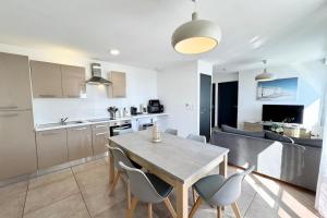 Appartements Les pieds dans l-eau - Beau T2 : photos des chambres