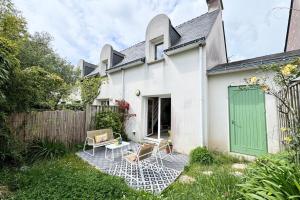 Maisons de vacances Charmante maison avec jardin pres des plages : photos des chambres