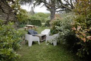 Appartements Bel appartement avec jardin : photos des chambres