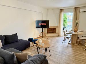 One North Living - Marousi - Kalispous 13 by K&M