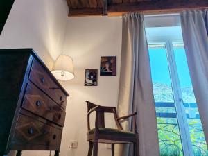 Historic Charm with Whirlpool - Motta Apartments