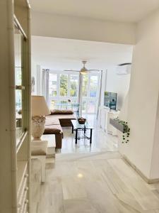 Apartamento en puerto banus jardines tropicales1