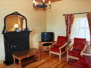 Private house in scenic location sleeping 8 people