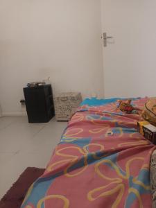 Quarto simpático compartilhado Ipanema