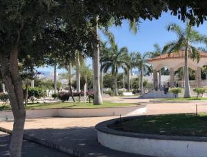 CASA DORADO B con AC y SMART TV Planta Baja