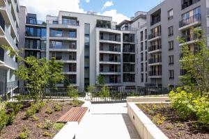 New Apartment, close Prague center, Free Parking