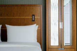 King Suite - Non-Smoking room in Crowne Plaza HY36 Midtown Manhattan an IHG Hotel