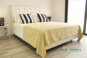 OurMadeira - Calheta Charm