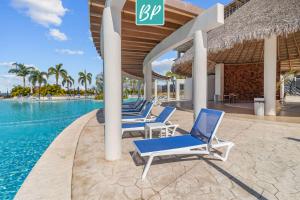 Quadrant Bucerias - Pool Gym & Padel Tennis