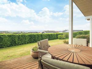 6 person holiday home in Karrebæksminde-By Traum