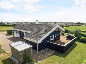 6 person holiday home in Karrebæksminde-By Traum