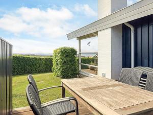 6 person holiday home in Karrebæksminde-By Traum