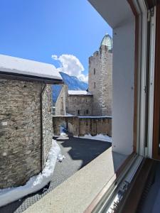 Casa Jenini - Wohnung im Patrizierhaus neben Schloss Leuk
