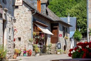 Campings Camping 3 etoiles - Piscine - eeiifd : photos des chambres