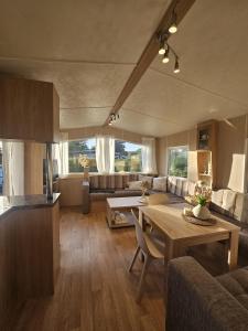 Chalet De VeerWater in Recreatiepark De Veerstal