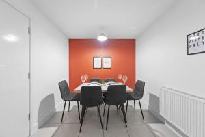 Contractor & Family Friendly 4-BR House - Leads